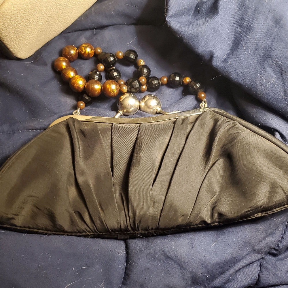 Black clutch
